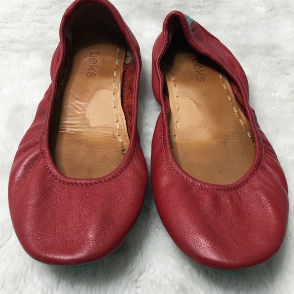 Tieks Red Leather Round Toe Flats Sise 8 - Picture 4 of 13